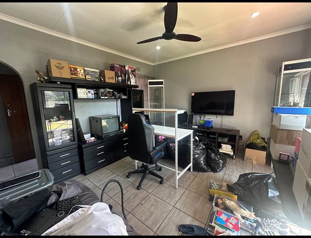 4 BEDROOM HOUSE FOR SALE IN VERWOERDPARK
